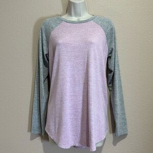 AMERICAN EAGLE OUTFITTERS Soft Knit Ling Sleeve Baseball Ringer Tee, Size M, EUC